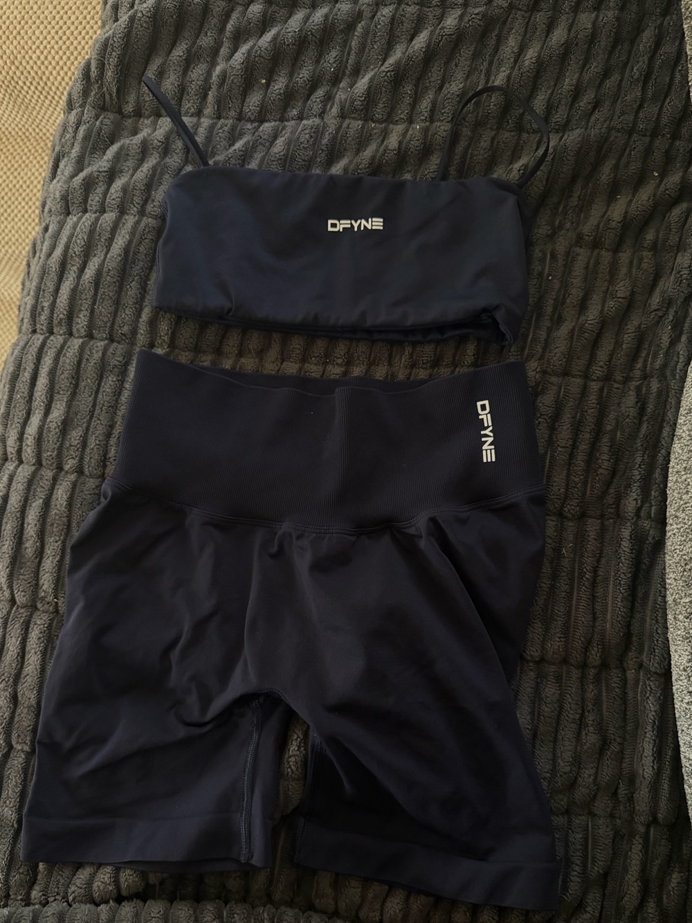 DYFNE impact short in navy small and tank XS SET
